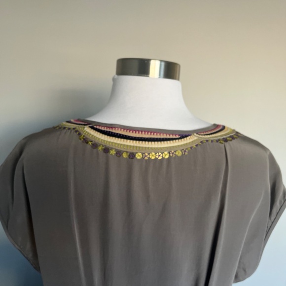 Trina Turk Silk Sheath Sleeveless Gray Leather Neck Embellishment Tunic Dress - Picture 9 of 14